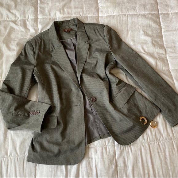 Vintage Oversized Blazer - Picture 5 of 13